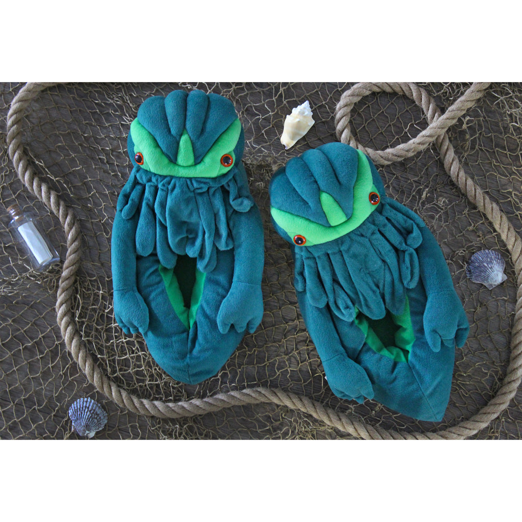 Cthulhu Plush Slippers, Adult Size (Case of 8) - 8X_TV_12021_CASE