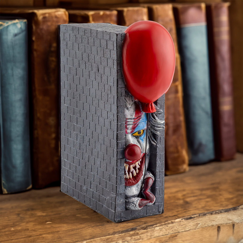 Evil Clown Bookshelf Insert - sh2646tv0