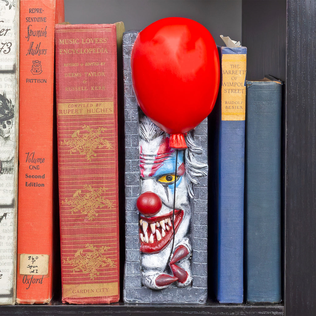 Evil Clown Bookshelf Insert - sh2646tv0