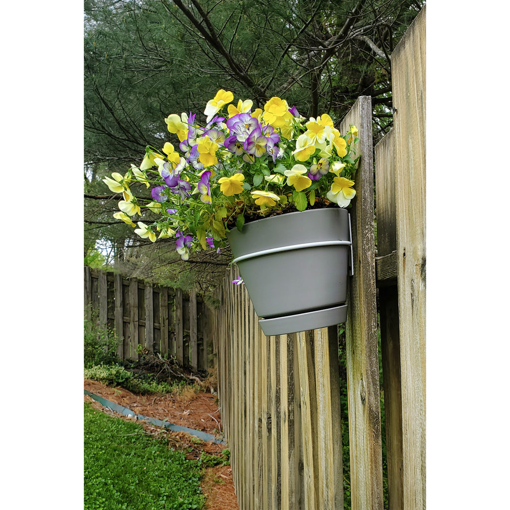 Metal Wall Ring Planters (8in, White, Case of 64) - 16X_SH_2111_CASE