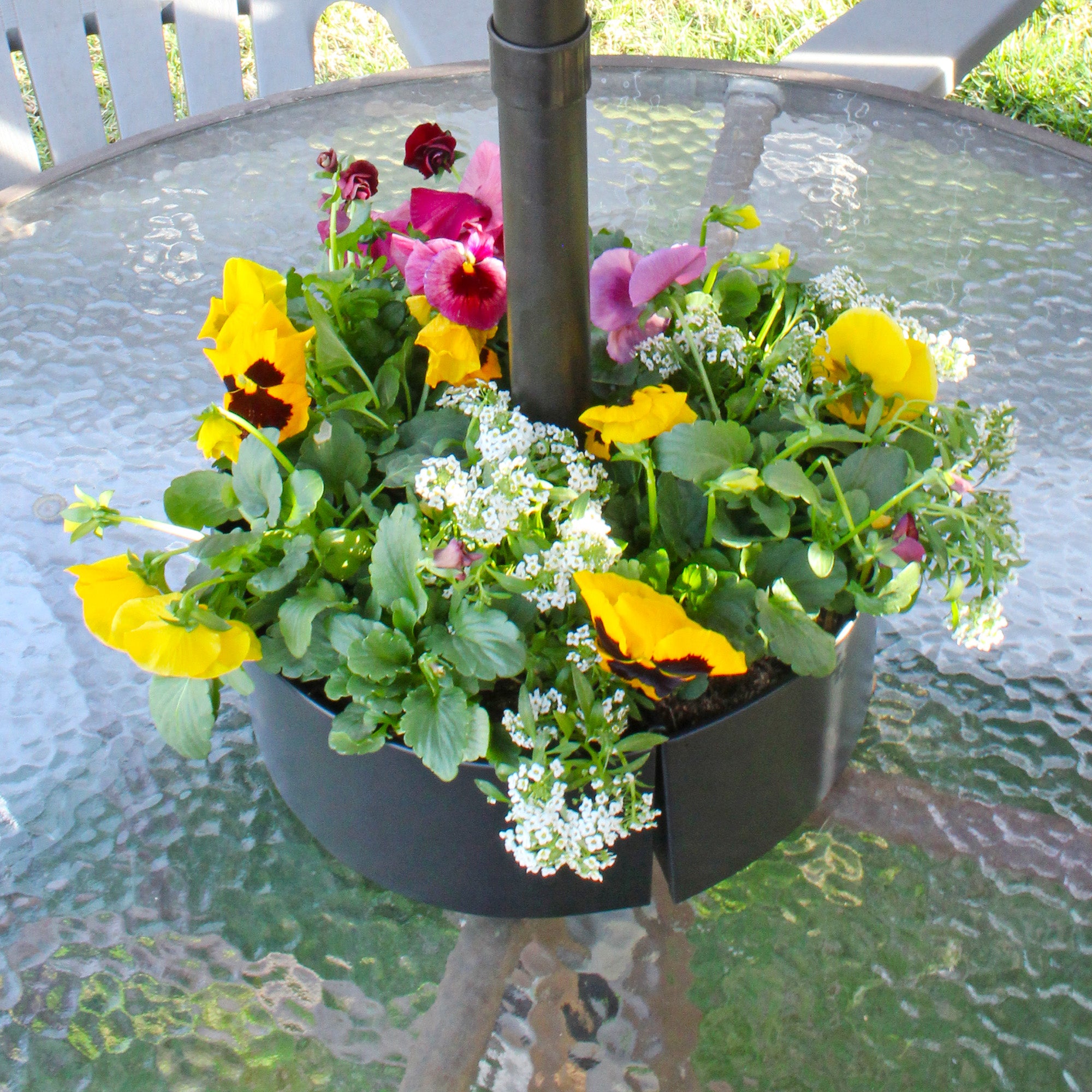 AuldHome Umbrella Planter for Patio Table with Umbrella Hole, Enamelware Half-Circle Planter Pots – Kurated Korner